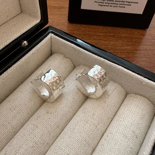 Smooth Round Chunky Hoop Earrings for Women Ladies Gold Plated Wide Geometric Metal Statement Earrings Vintage