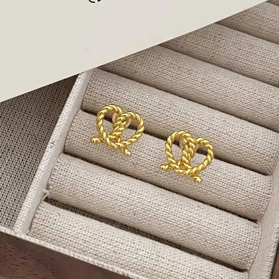 100% 925 Sterling Silver Sweet Cute Twist Bow Stud Earrings for Women Fashion Simple Charm Party Statement